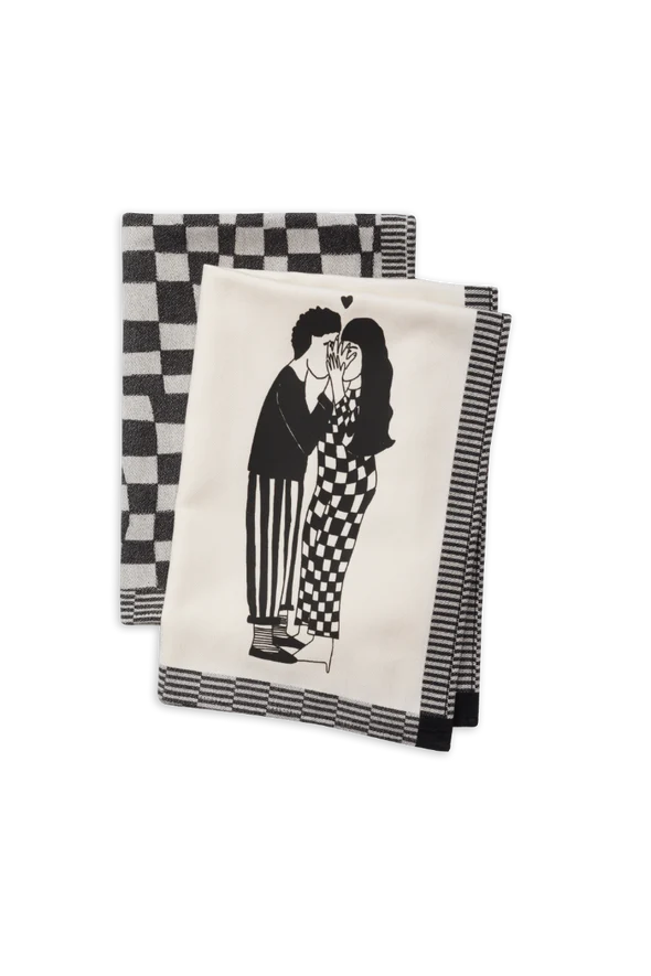 TEA TOWEL SECRET KISSERS (SET) HELEN B