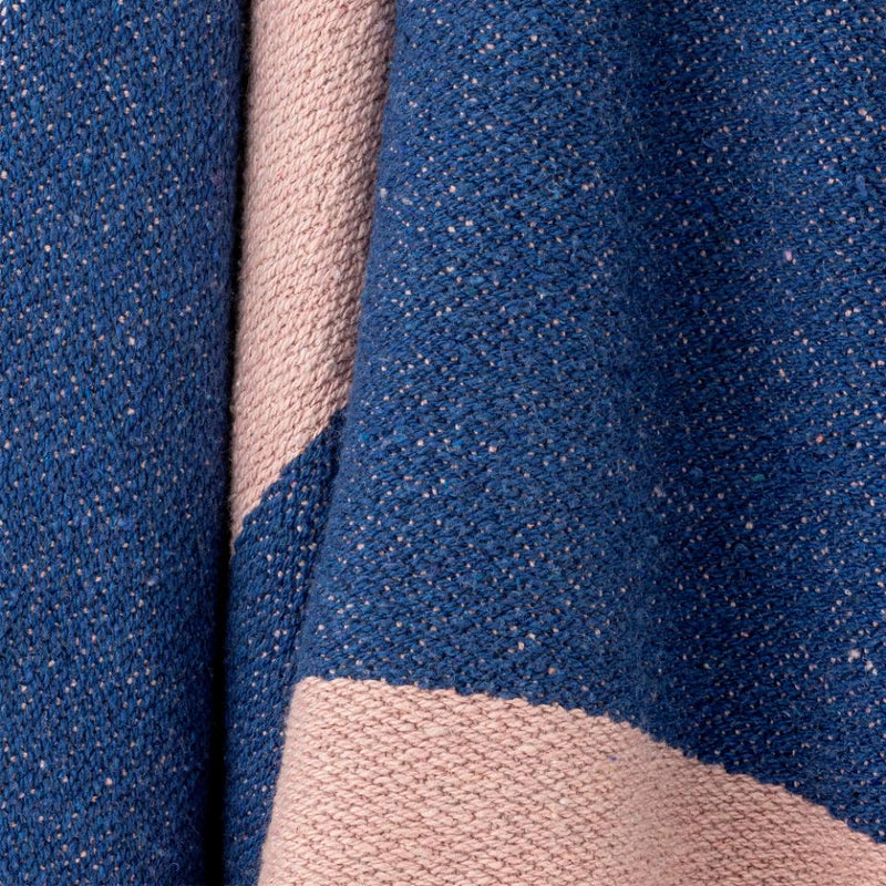 PLAID CADEO THROW BLUE