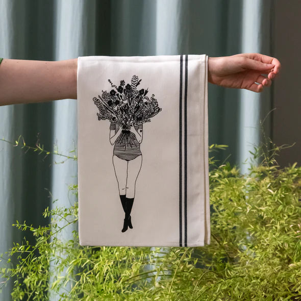 TEA TOWEL "FLOWER GIRL" HELEN B