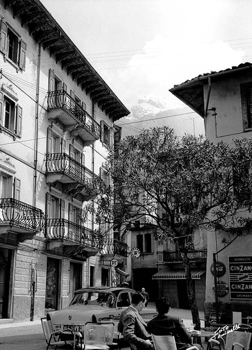 PIAZZA DEL PORTO  ARCHIVIO FOTOGRAFICO FRANCO TONINELLI MALCESINE